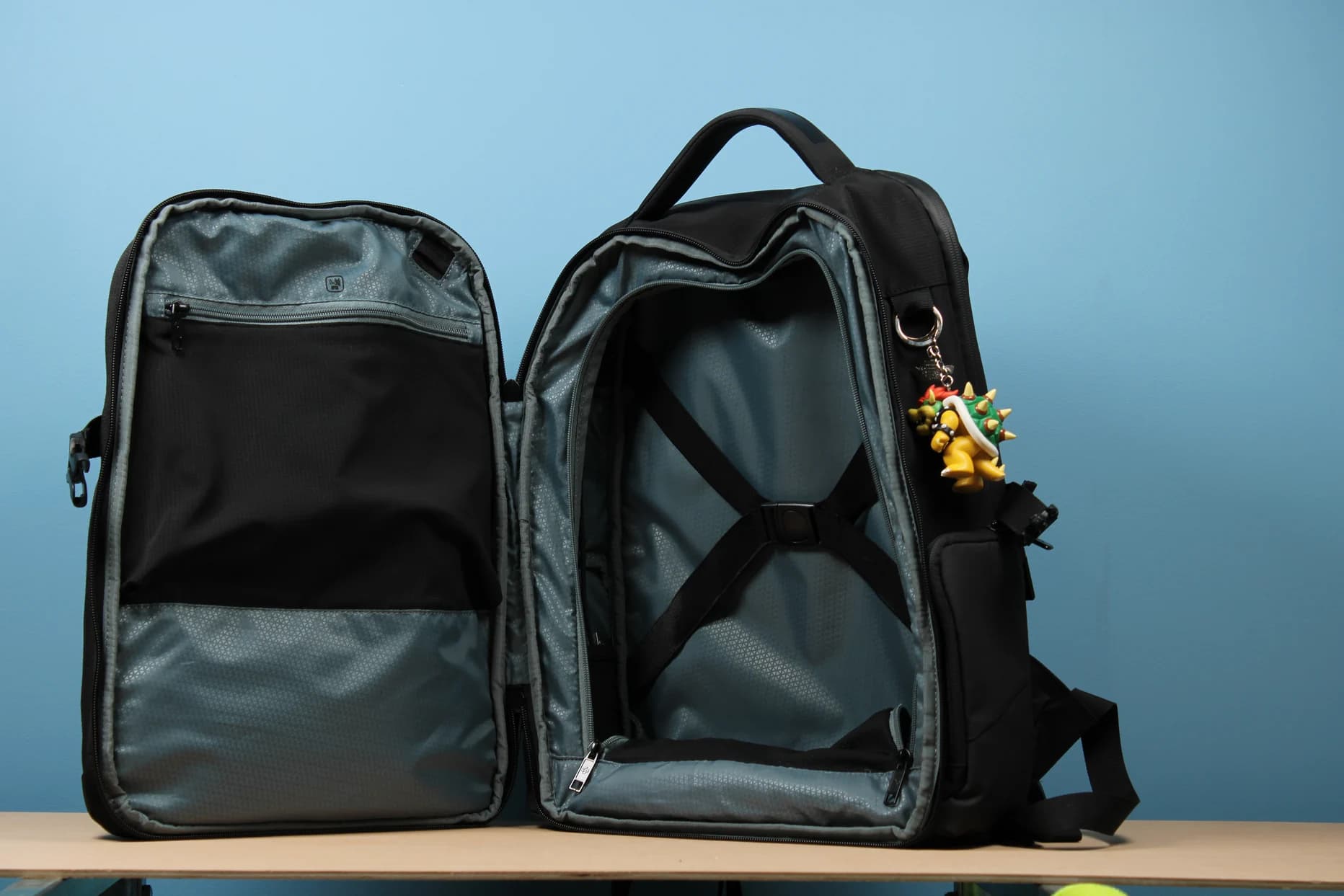 Compartiments intérieurs ouverts du sac Samsonite Biz2Go Daytrip 15,6 pouces