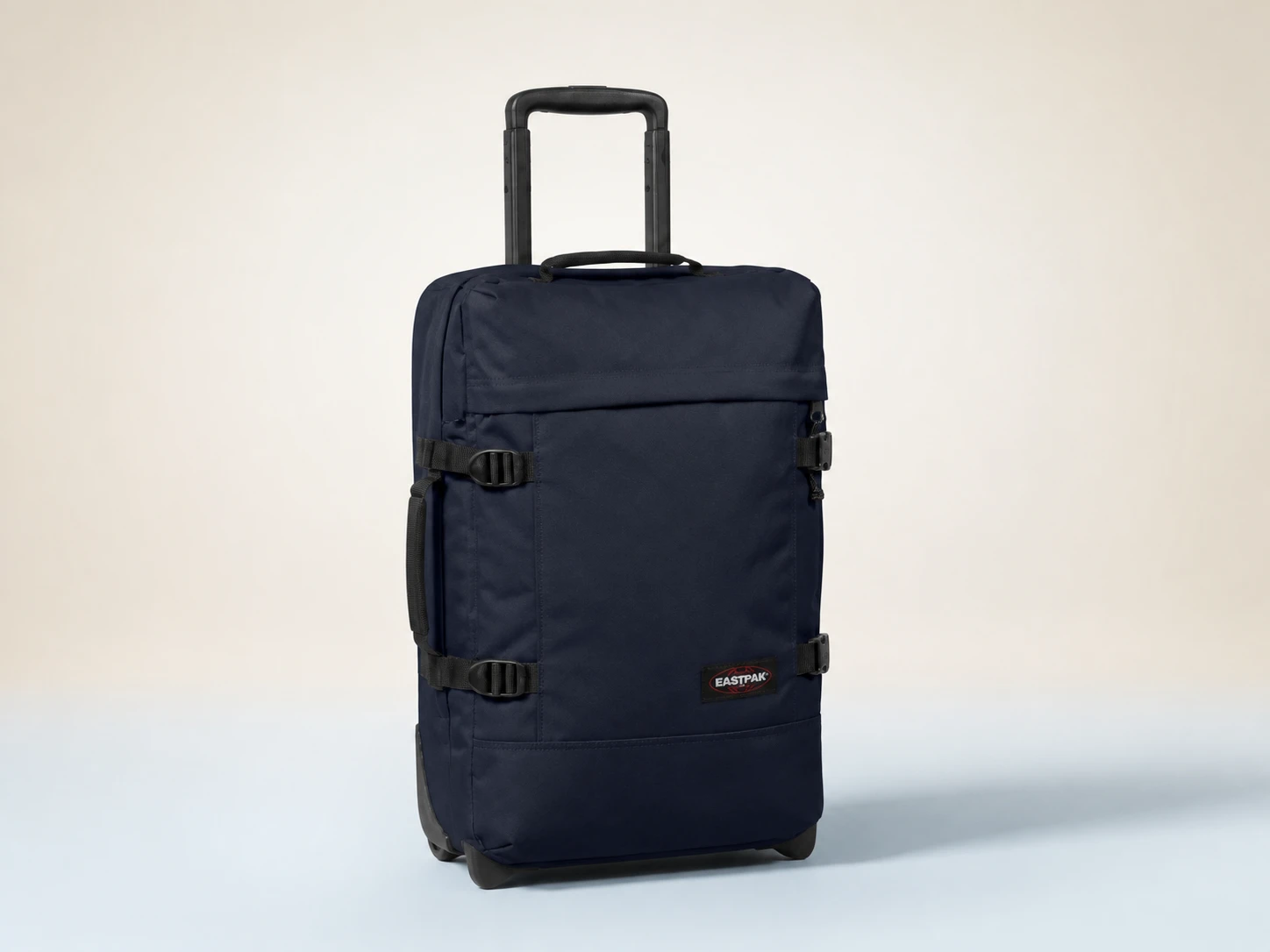 Illustration générée par IA pour Eastpak Tranverz S — représentation indicative