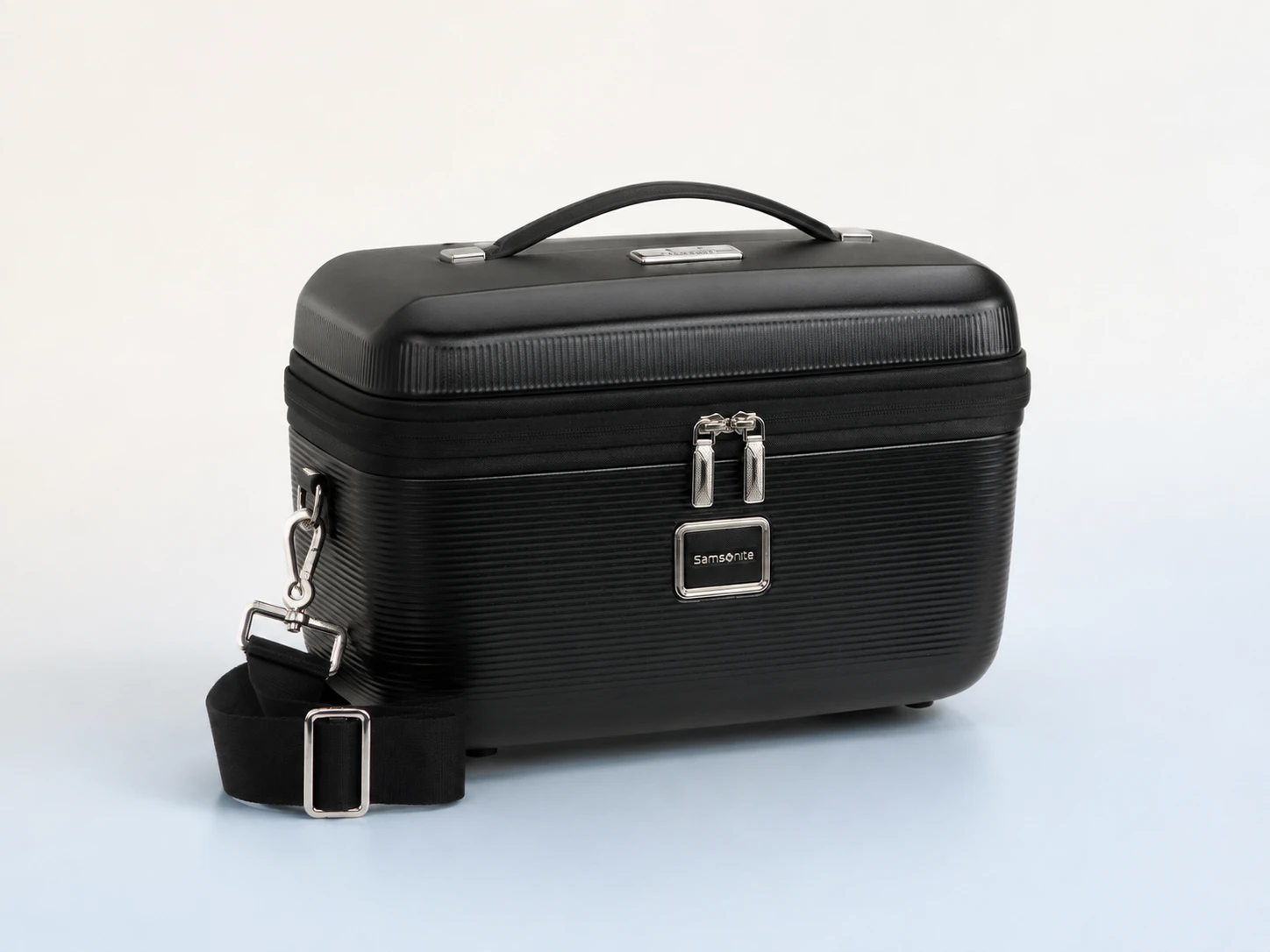 Illustration générée par IA pour Samsonite Image Beauty Case — représentation indicative